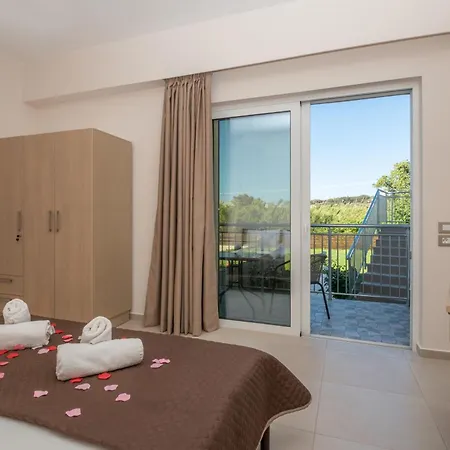 Katsaros Luxury Apts Ii 5 Min Walk To * Tsilivi (Zakynthos)