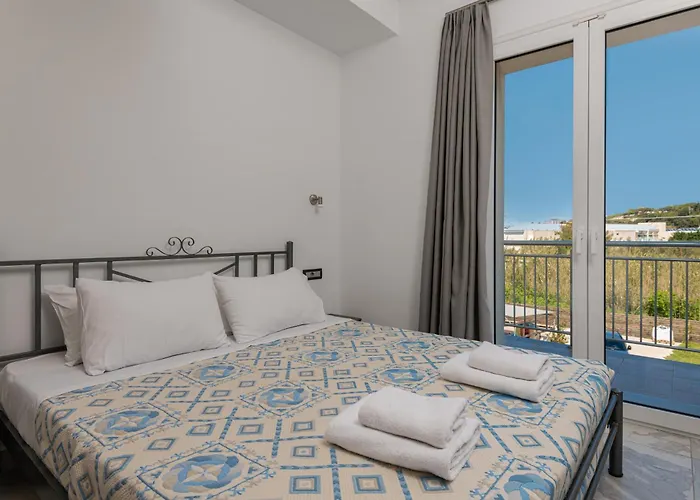 Katsaros Luxury Apts 5 Min Walk To Appartement