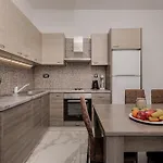 Apartment Katsaros Luxury Apts 5 Min Walk To