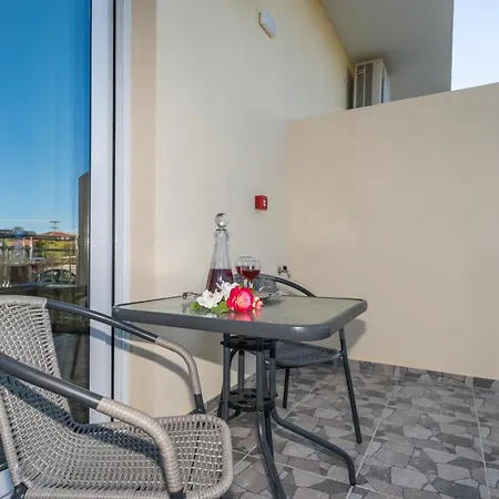 Apartment Katsaros Luxury Apts Ii 5 Min Walk To Tsilivi (Zakynthos)