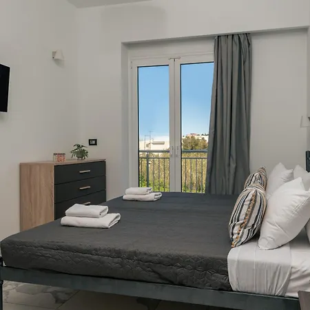 Katsaros Luxury Apts 5 Min Walk To Appartement *