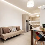 Katsaros Luxury Apts 5 Min Walk To