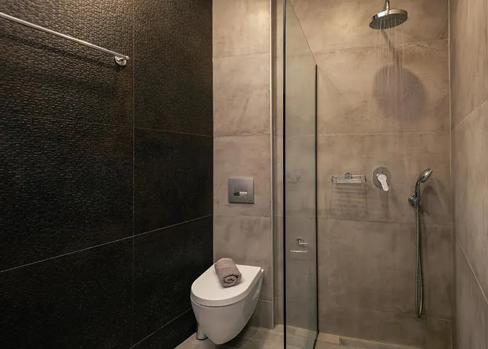 Katsaros Luxury Apts 5 Min Walk To Appartamento *
