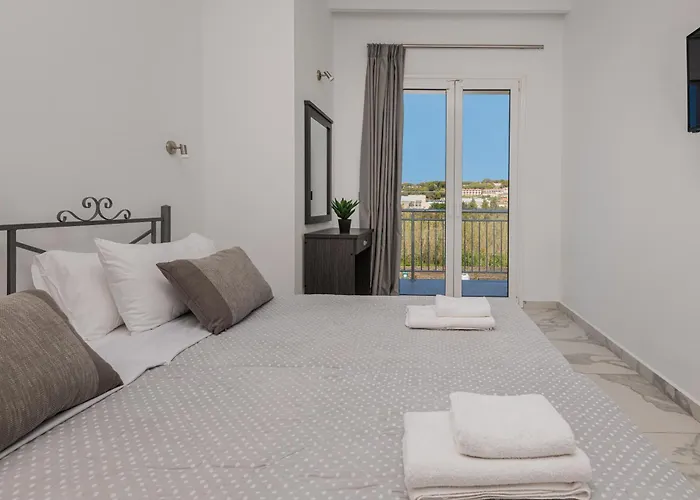 Katsaros Luxury Apts 5 Min Walk To Appartamento *