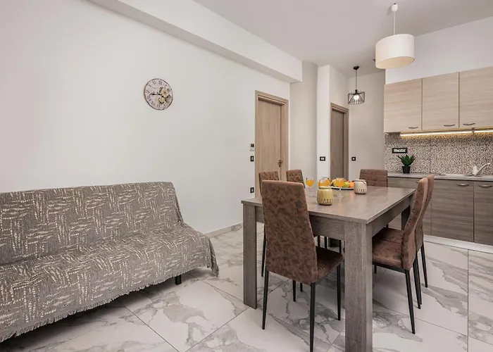 Katsaros Luxury Apts 5 Min Walk To Tsilivi (Zakynthos)
