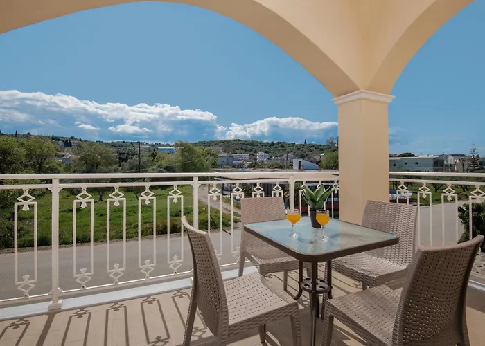 Katsaros Luxury Apts 5 Min Walk To Appartamento *